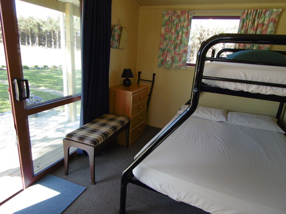 Glenavys Waitaki River Motor Camp Exterior photo